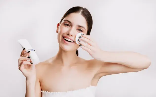 Clean Girl Makyajı Nedir ve Nasıl Yapılır?