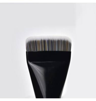 Beter Elite Ekstra İnce Fondöten Fırçası No 24 - 2