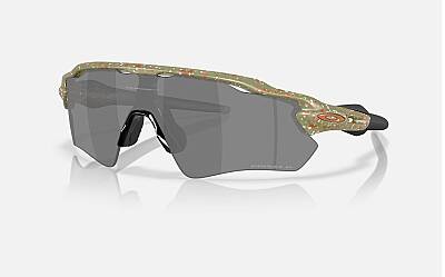Oakley 0OO9208 - 9208G1 - 38 NC6 Erkek Güneş Gözlüğü - Oakley
