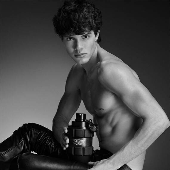 Viktor&Rolf Spicebomb Dark Leather Edp 150 Ml Erkek Parfüm - 3
